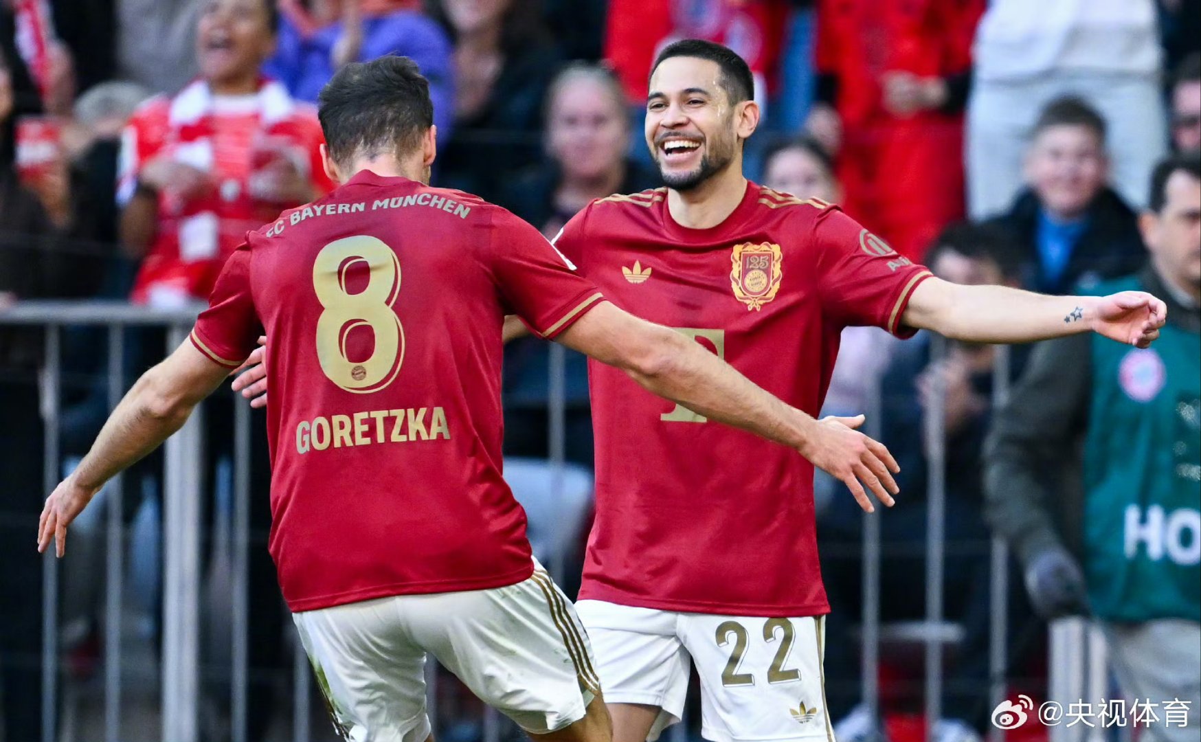 拜仁慕尼黑主场大胜切尔西,诺伊尔红牌震惊全场的简单介绍 拜仁慕尼黑主场大胜切尔西,诺伊尔红牌震惊全场的简单介绍