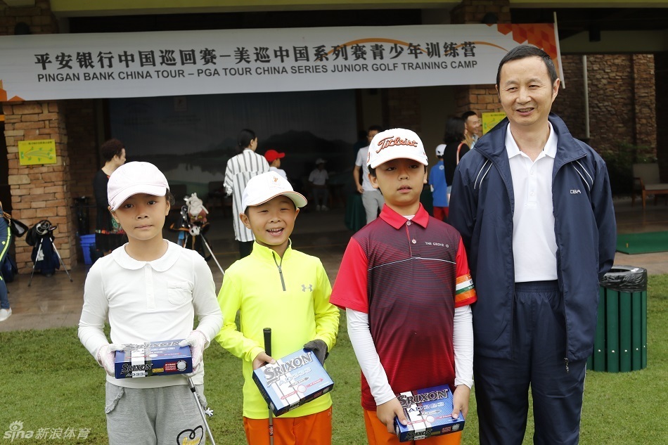 拜仁慕尼黑新星光芒大放，青训系统备受瞩目的简单介绍